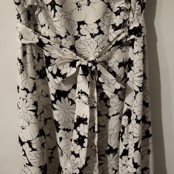 Chaps Women Black with White Polyester Cap Sleeve  Dress Size M - Picture 3 of 8